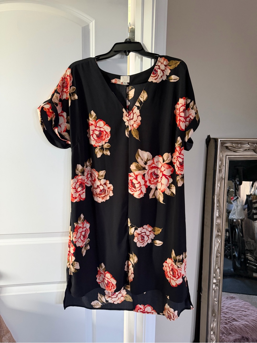 Floral V-Neck Shift Dress - Black with coral Rose Print